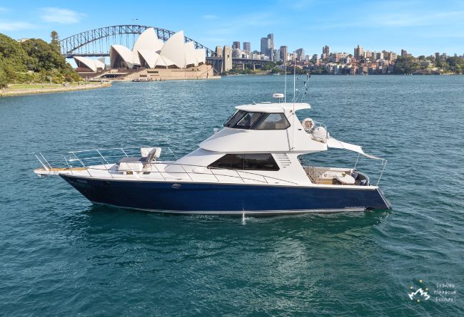 STATE OF THE ART 65' Luxury Motor Launch - NYD Private Boat Hire